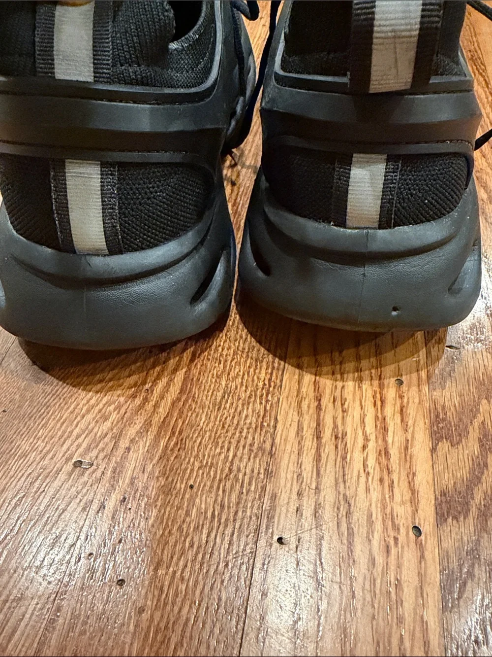 N/A versatile black
